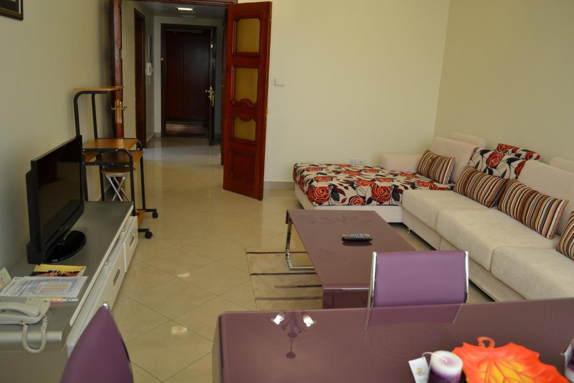Abu Dhabi Plaza Hotel Apartments Bagian luar foto