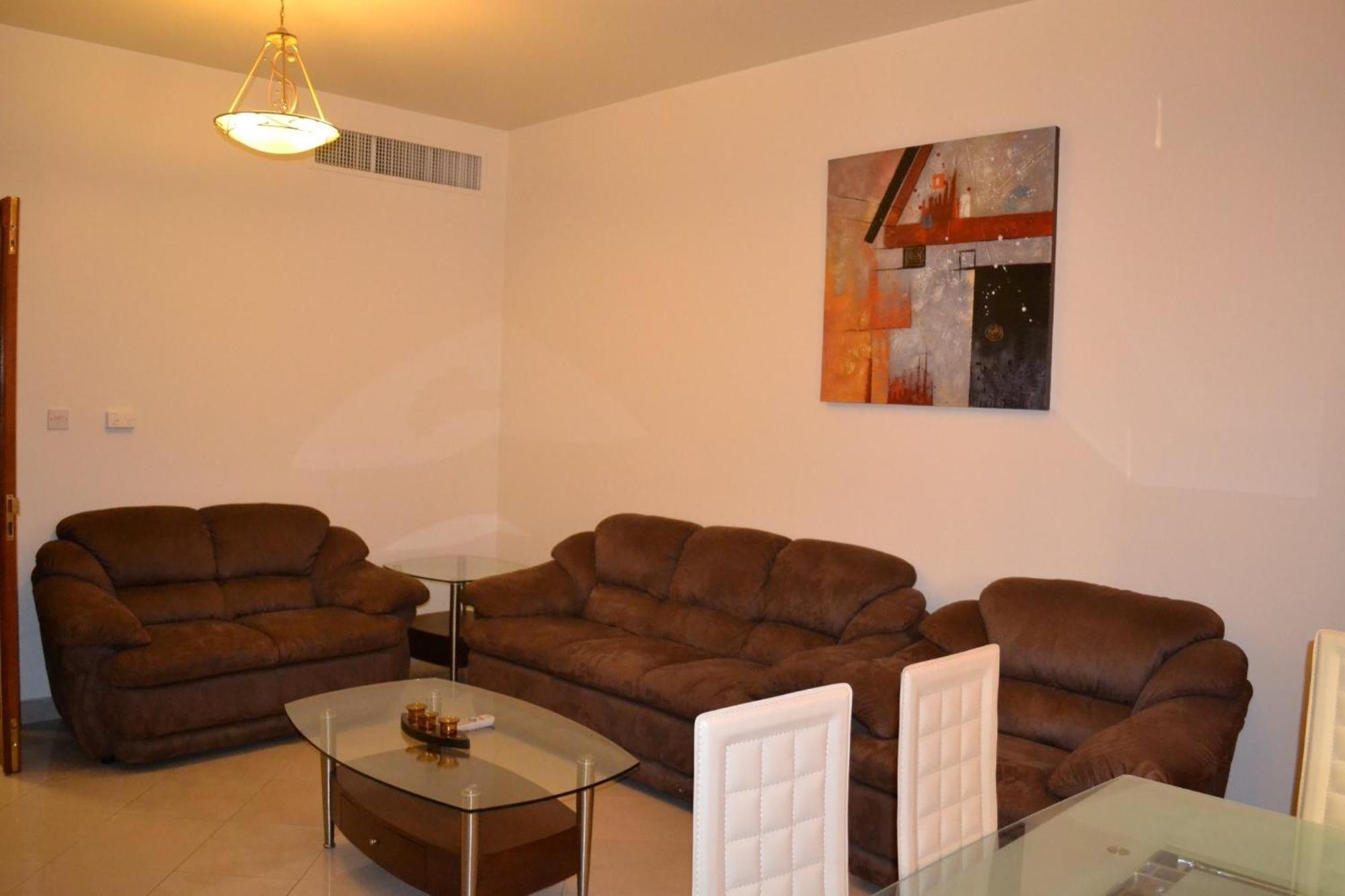 Abu Dhabi Plaza Hotel Apartments Bagian luar foto