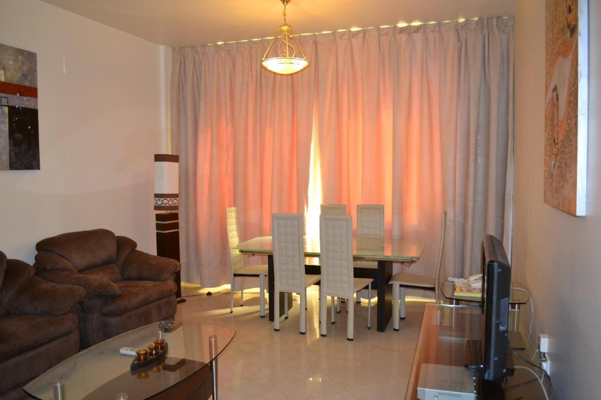 Abu Dhabi Plaza Hotel Apartments Bagian luar foto