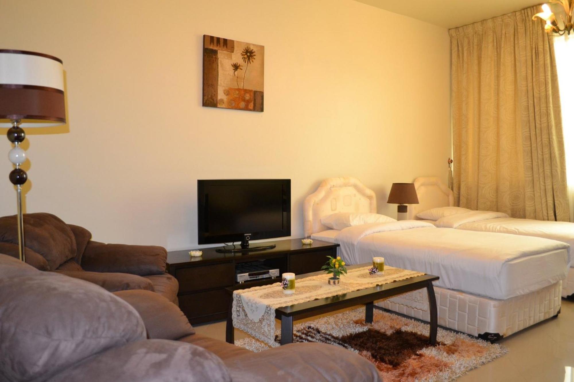 Abu Dhabi Plaza Hotel Apartments Bagian luar foto