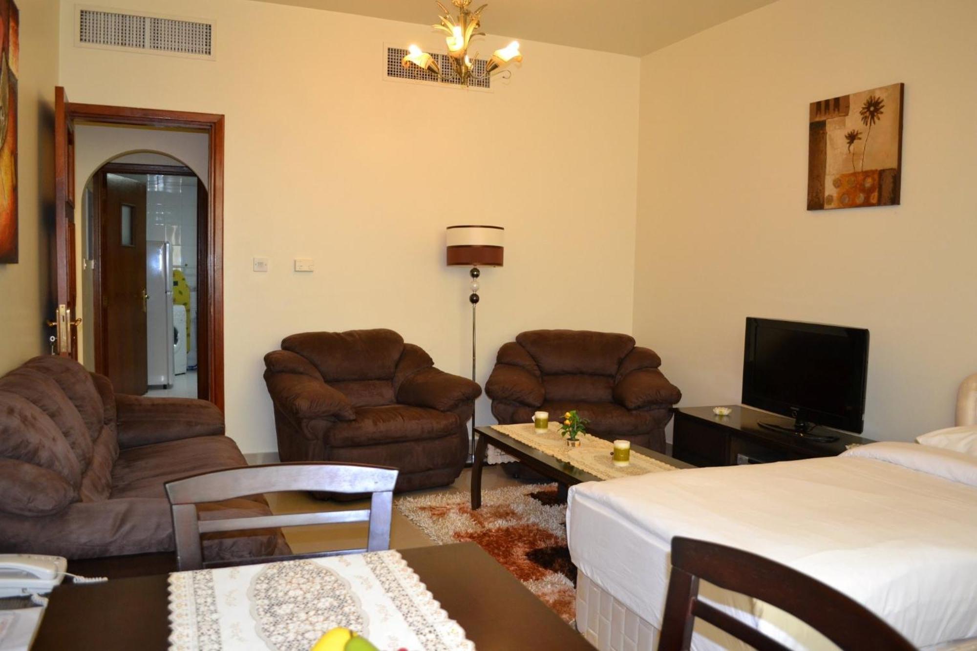 Abu Dhabi Plaza Hotel Apartments Bagian luar foto