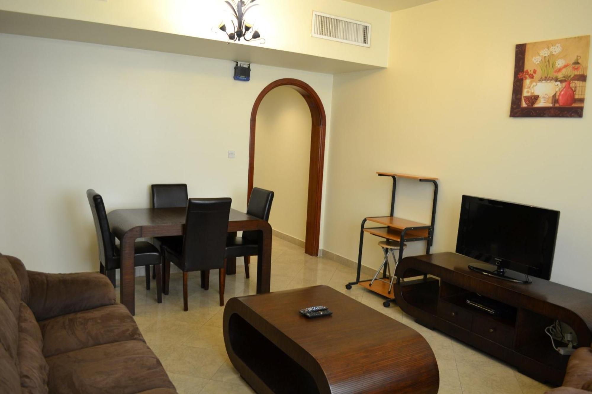 Abu Dhabi Plaza Hotel Apartments Bagian luar foto